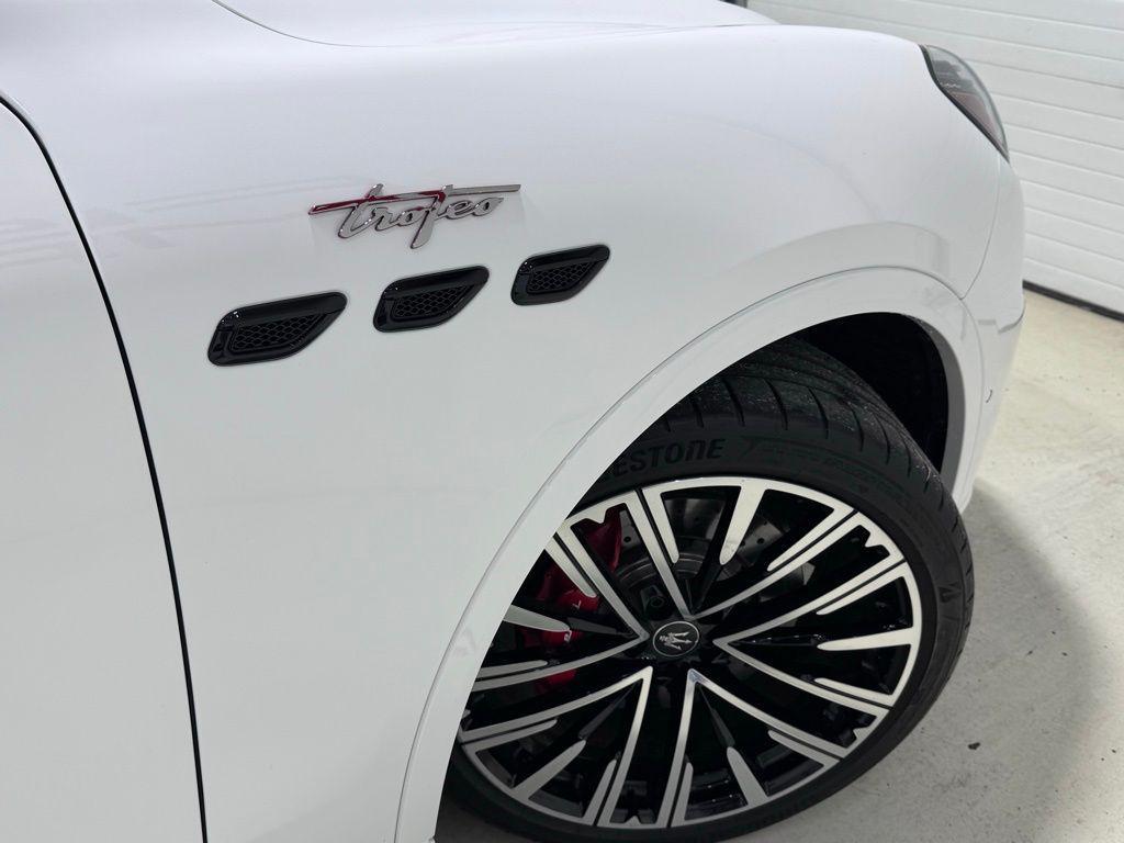 used 2024 Maserati Grecale car, priced at $76,850