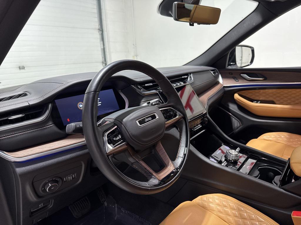 used 2022 Jeep Grand Cherokee car, priced at $42,750