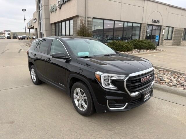 used 2024 GMC Terrain car, priced at $23,865