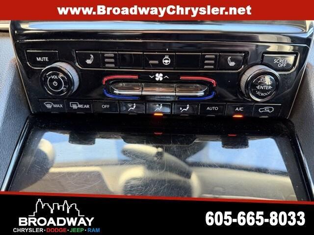 used 2023 Jeep Grand Cherokee car, priced at $33,686