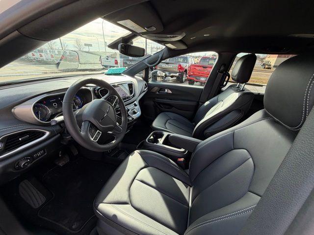 new 2026 Chrysler Pacifica car, priced at $49,785