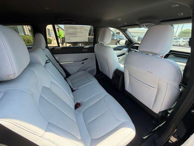 new 2026 Jeep Cherokee car, priced at $36,490