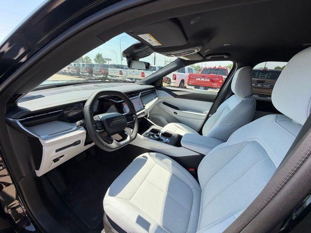 new 2026 Jeep Cherokee car, priced at $36,490