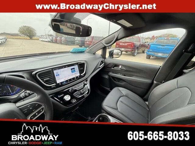 new 2026 Chrysler Pacifica car, priced at $45,630