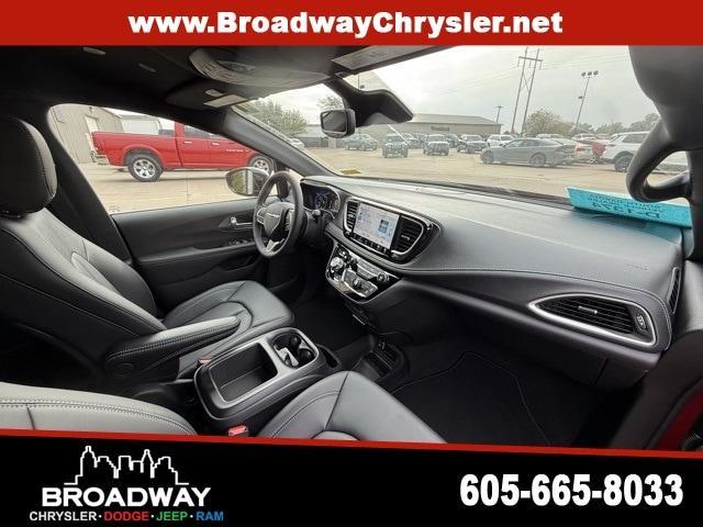 new 2026 Chrysler Pacifica car, priced at $45,630