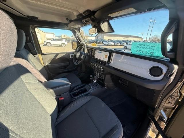 new 2026 Jeep Wrangler car, priced at $46,157
