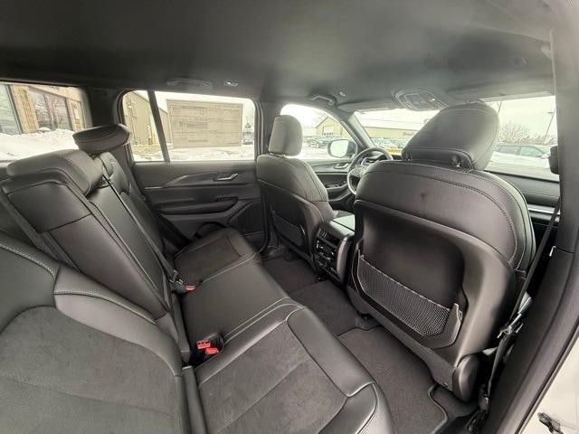 new 2025 Jeep Grand Cherokee car, priced at $43,980