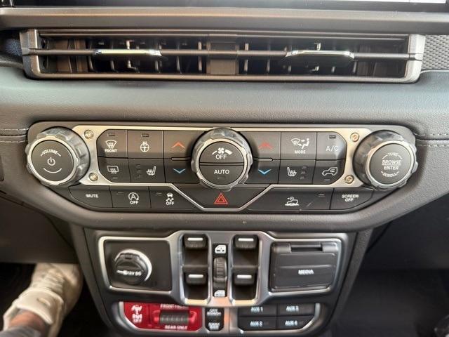 new 2026 Jeep Wrangler car, priced at $54,184