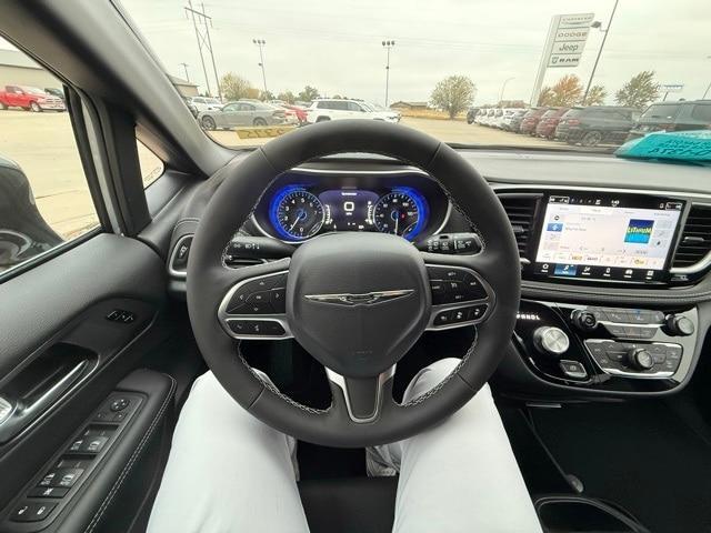 new 2026 Chrysler Pacifica car, priced at $45,630