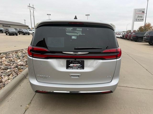 new 2026 Chrysler Pacifica car, priced at $45,630