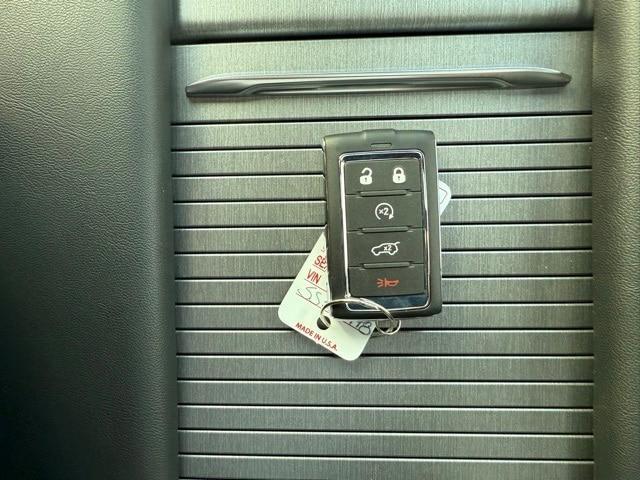 new 2025 Jeep Wagoneer L car, priced at $71,480