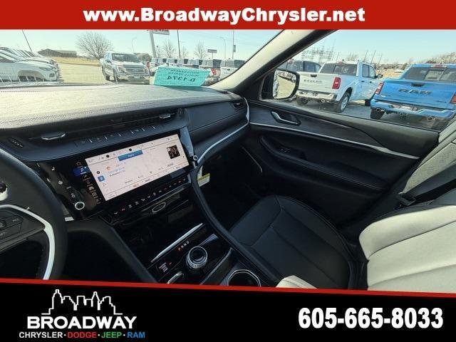 new 2026 Jeep Grand Cherokee car, priced at $46,983