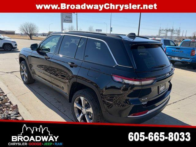 new 2026 Jeep Grand Cherokee car, priced at $46,483