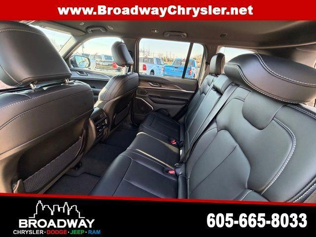 new 2026 Jeep Grand Cherokee car, priced at $46,483