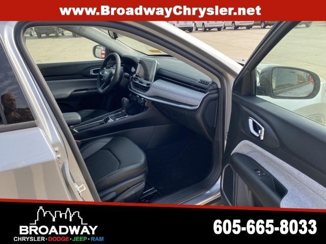 used 2022 Jeep Compass car, priced at $23,936