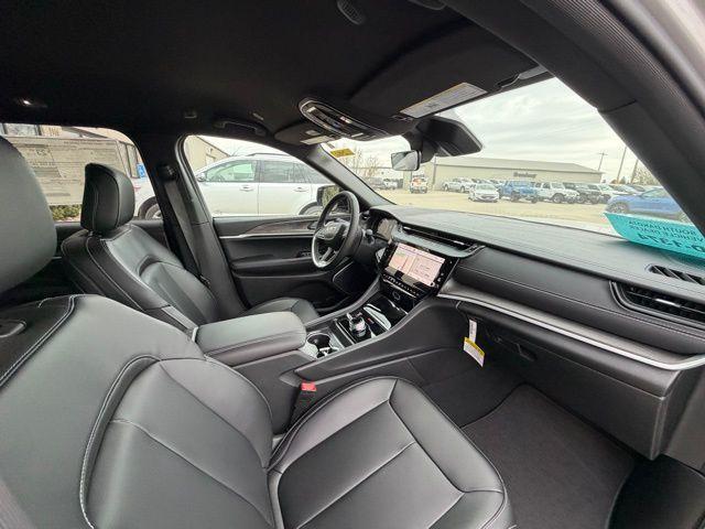 new 2026 Jeep Grand Cherokee car, priced at $47,466