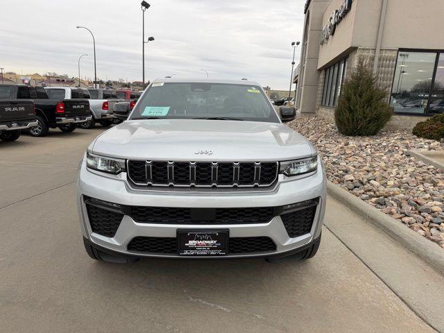 new 2026 Jeep Grand Cherokee car, priced at $47,466