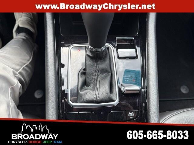 new 2025 Jeep Compass car, priced at $32,300