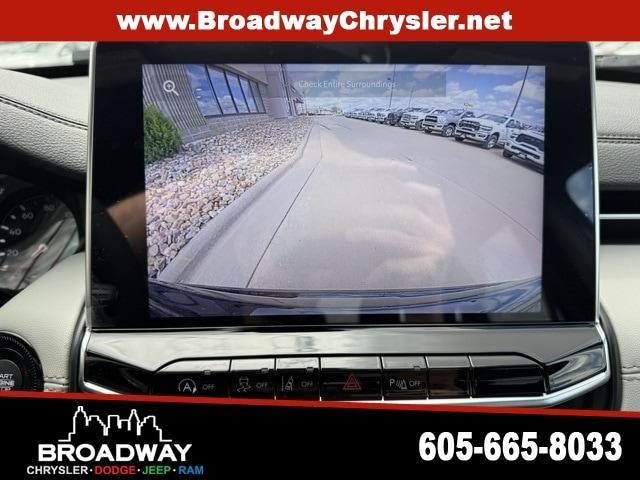 new 2025 Jeep Compass car, priced at $32,300