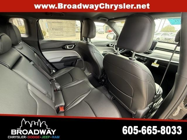 new 2025 Jeep Compass car, priced at $32,300