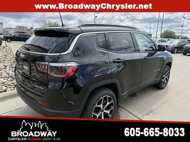 new 2025 Jeep Compass car, priced at $32,300