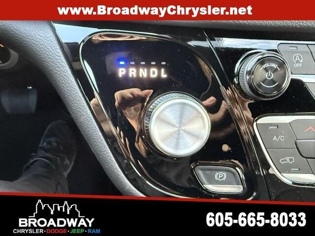 new 2026 Chrysler Pacifica car, priced at $43,565