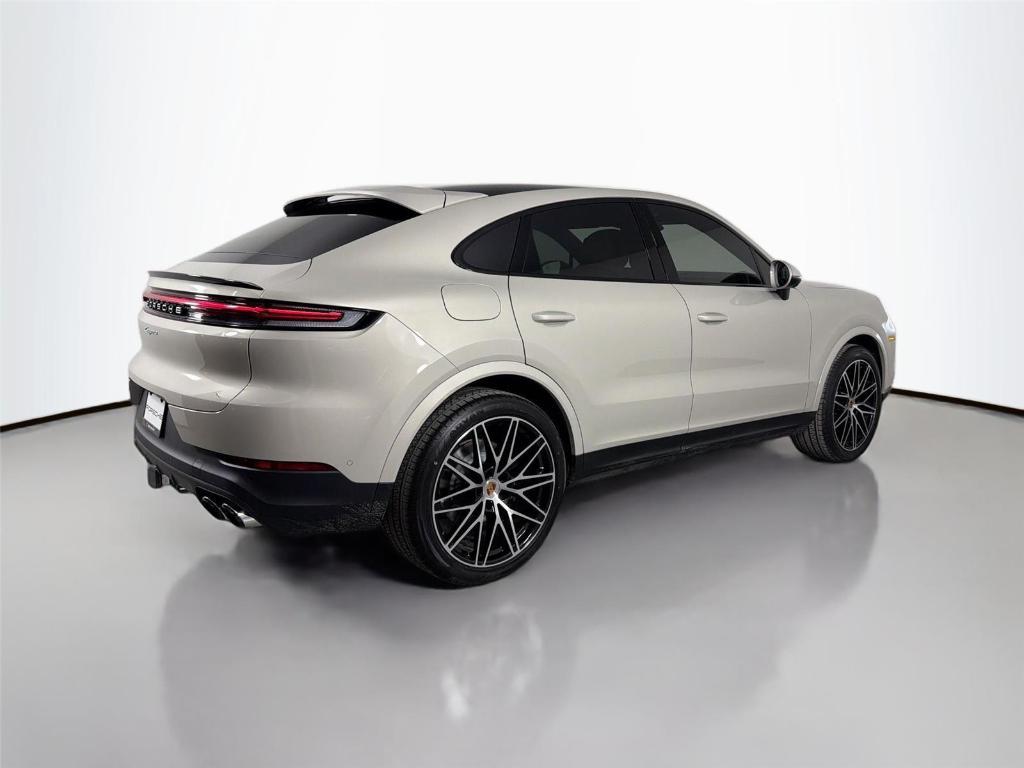 Porsche Cayenne view 7
