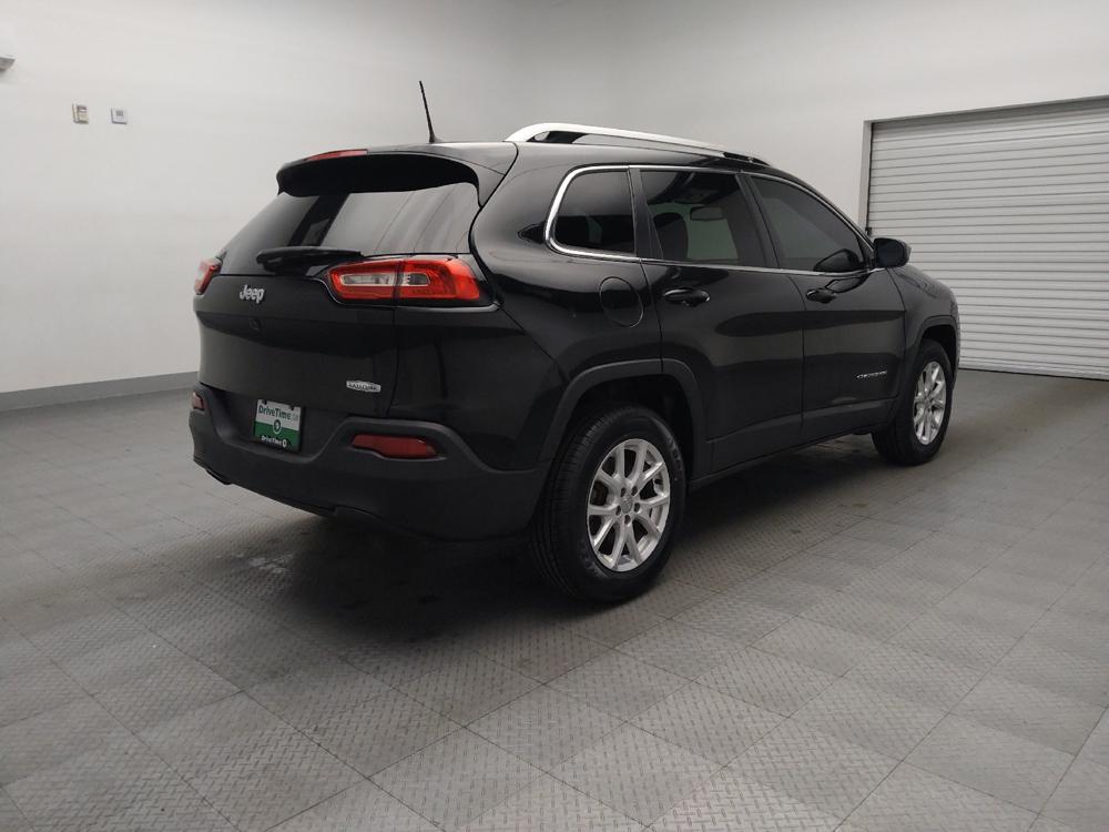 used 2018 Jeep Cherokee car, priced at $18,295
