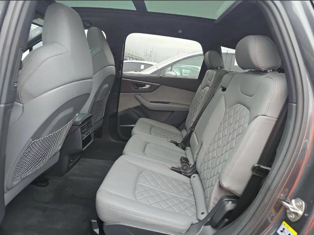 used 2025 Audi SQ7 car, priced at $74,900