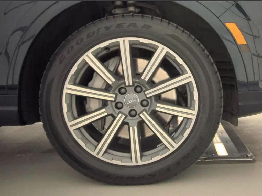 used 2018 Audi Q7 car, priced at $21,888