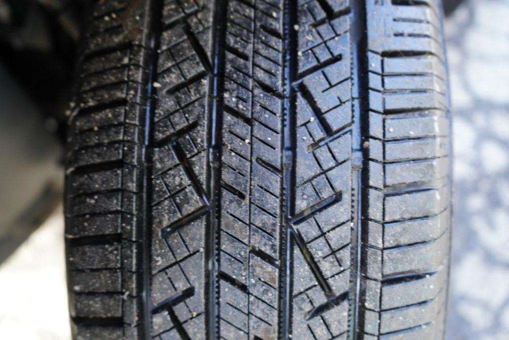 used 2013 Land Rover LR2 car, priced at $12,925