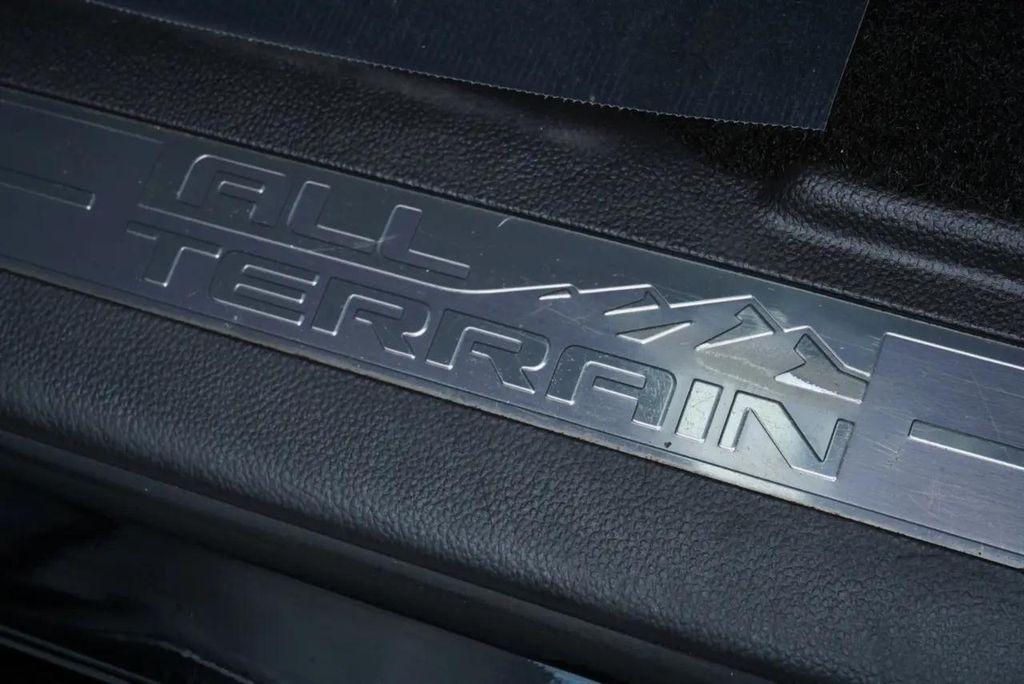 used 2014 GMC Sierra 1500 car, priced at $25,900