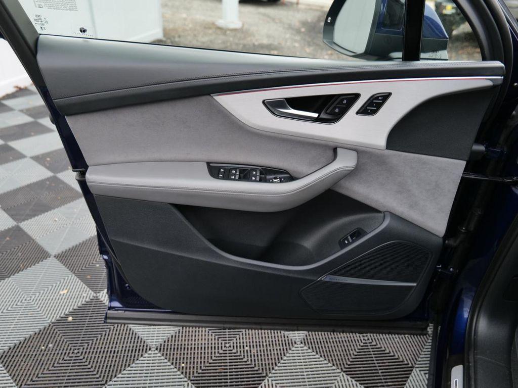 used 2024 Audi Q7 car, priced at $61,600