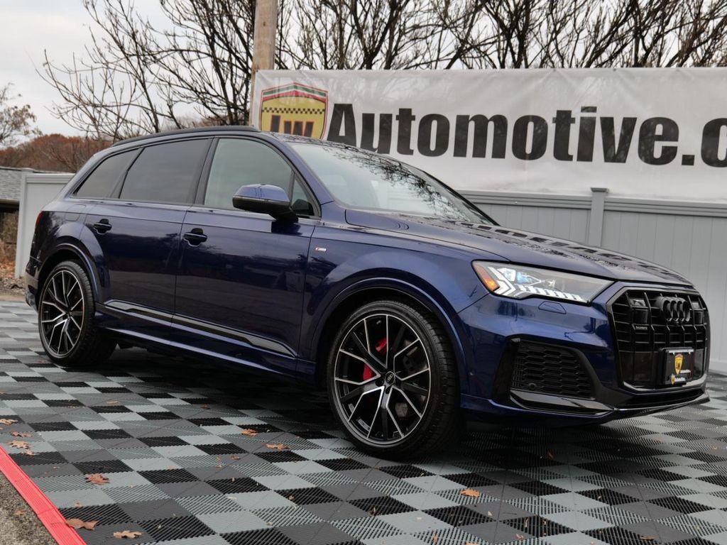 used 2024 Audi Q7 car, priced at $61,600