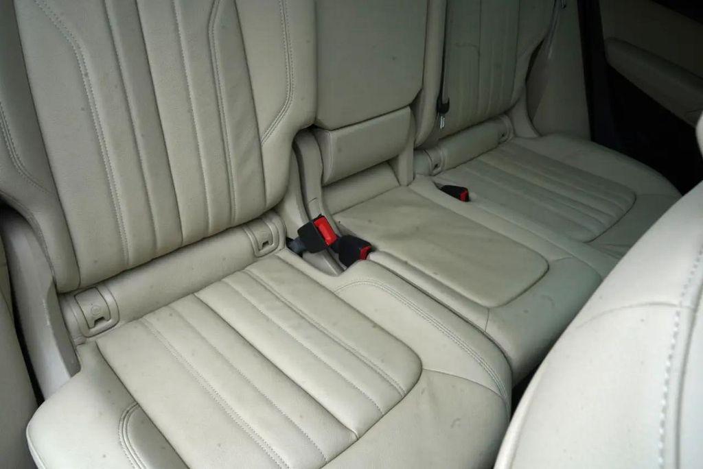 Audi Q5 view 57
