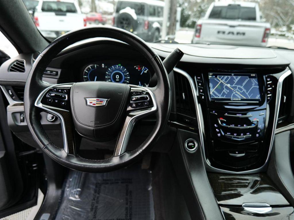 used 2020 Cadillac Escalade car, priced at $44,900