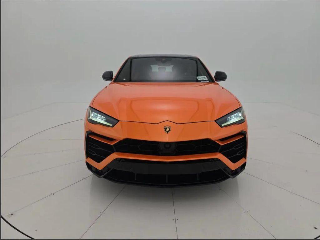 used 2022 Lamborghini Urus car, priced at $245,900