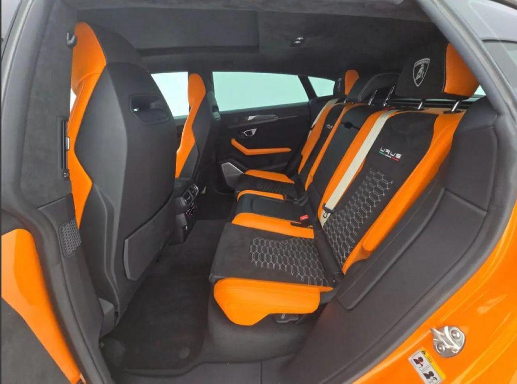 used 2022 Lamborghini Urus car, priced at $245,900