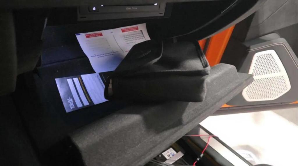 used 2022 Lamborghini Urus car, priced at $245,900