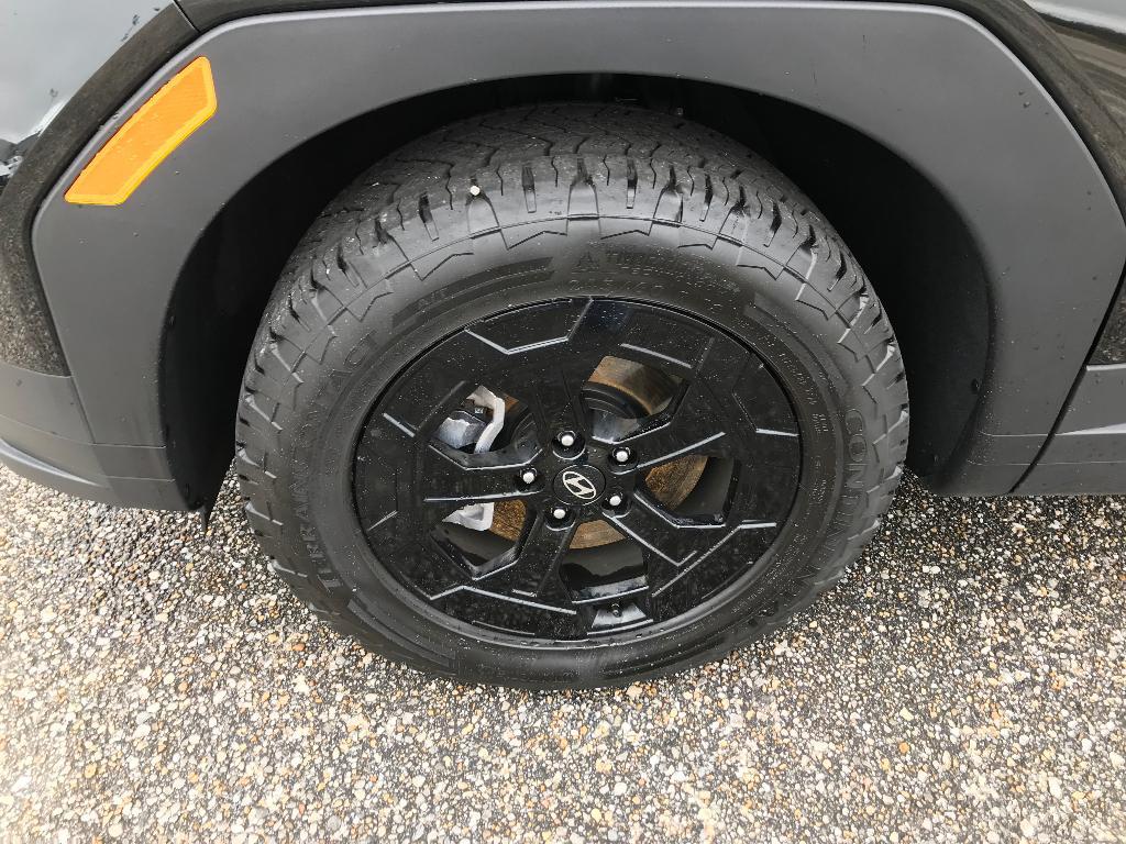 used 2025 Hyundai Santa Fe car, priced at $35,538