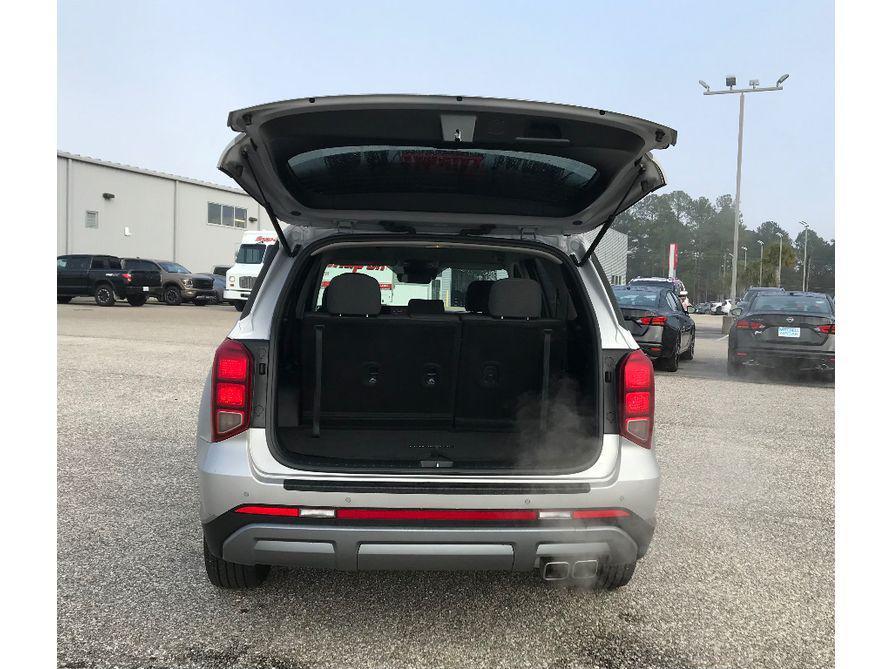 used 2025 Hyundai Palisade car, priced at $32,907