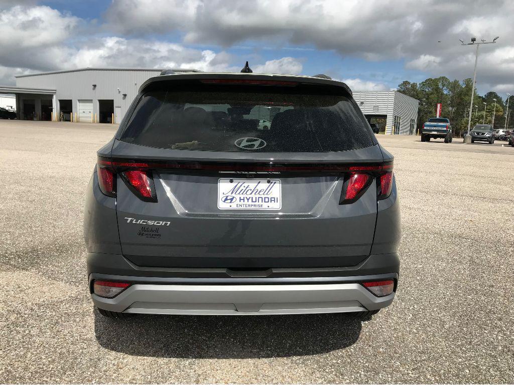 new 2026 Hyundai Tucson car, priced at $33,460