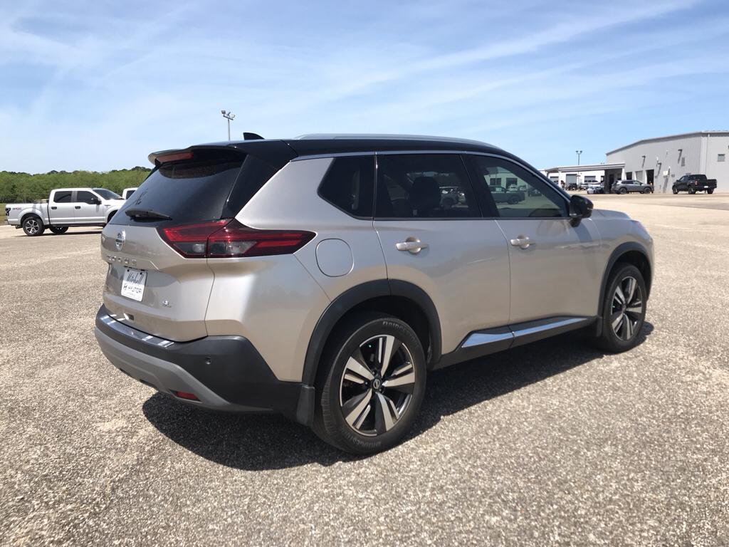 used 2021 Nissan Rogue car, priced at $24,906