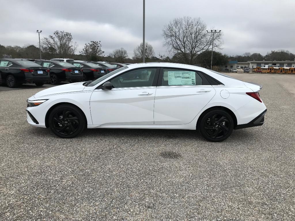 new 2026 Hyundai Elantra car, priced at $27,565
