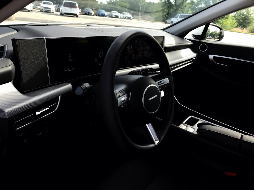 used 2025 Hyundai Sonata car, priced at $27,415