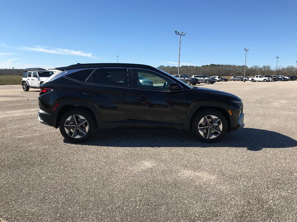 new 2026 Hyundai Tucson car, priced at $32,895