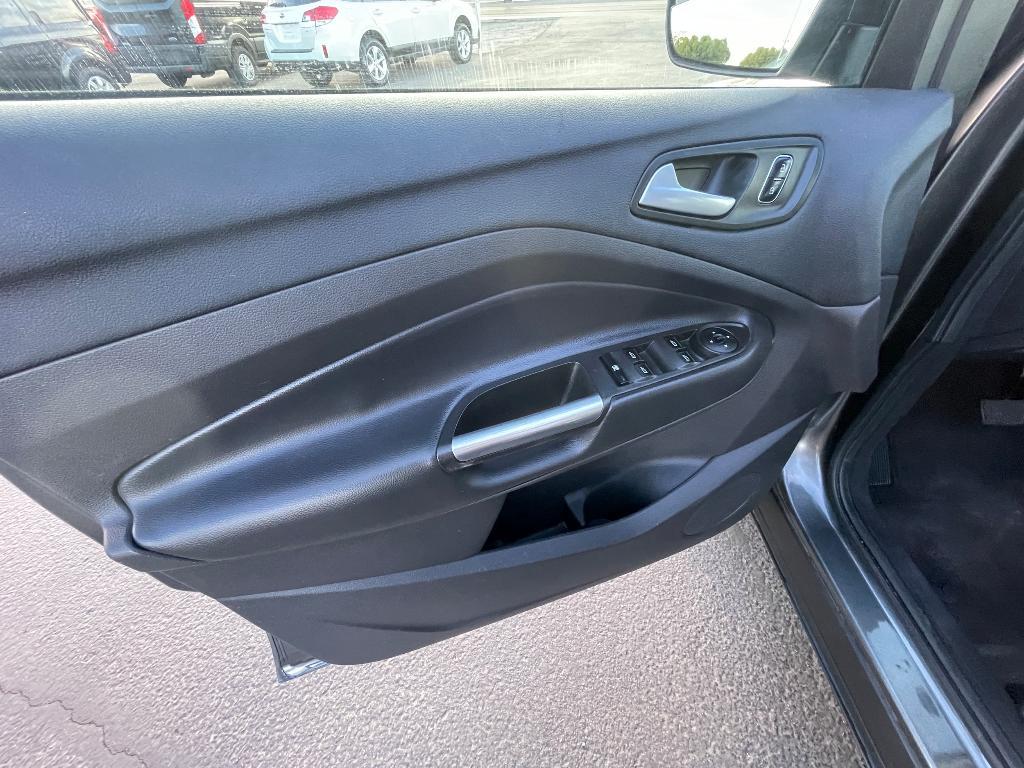 used 2017 Ford Escape car, priced at $8,995