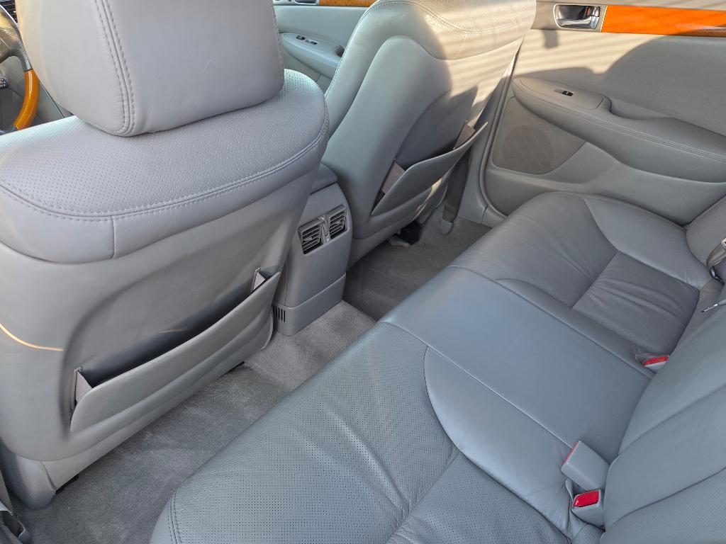 used 2005 Lexus ES 330 car, priced at $7,495