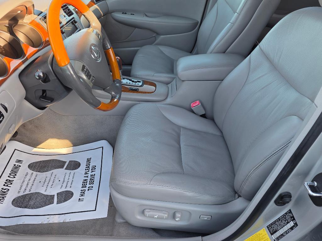 used 2005 Lexus ES 330 car, priced at $7,495