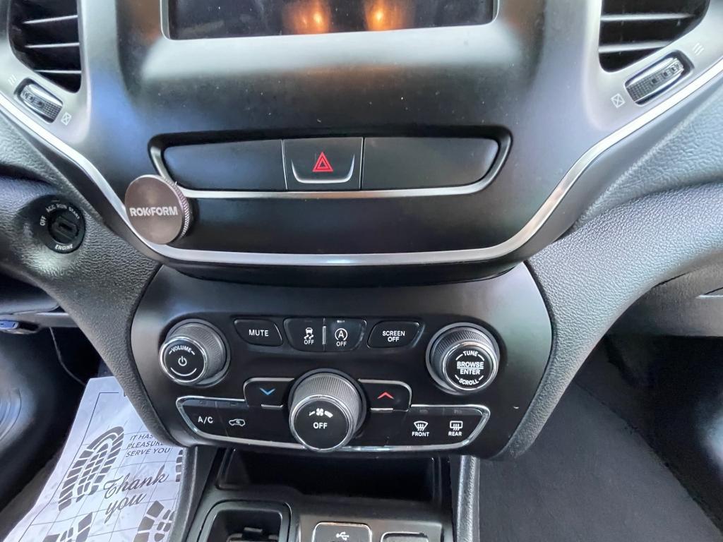 used 2019 Jeep Cherokee car, priced at $11,995
